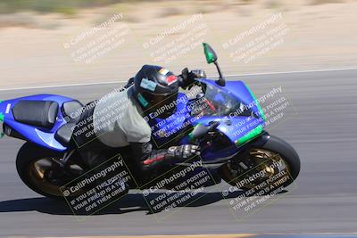 media/Oct-01-2023-SoCal Trackdays (Sun) [[4c570cc352]]/Turn 7 Inside (11am)/